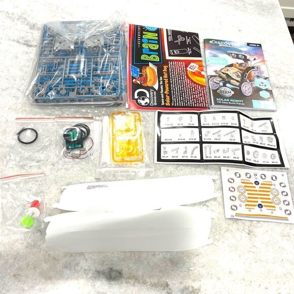 Discovery Kids Solar Robot Creation Kit Age 8+ New in Box! - Picture 3 of 8